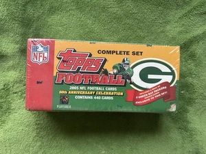 2005 TOPPS FOOTBALL PACKERS COMPLETE FACTORY SET #1-440 SEALED AARON RODGERS RC - Picture 1 of 4