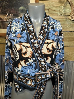 Suéter envolvente tejido tapiz flor negra FARM Rio talla XS Foto 1 de 4