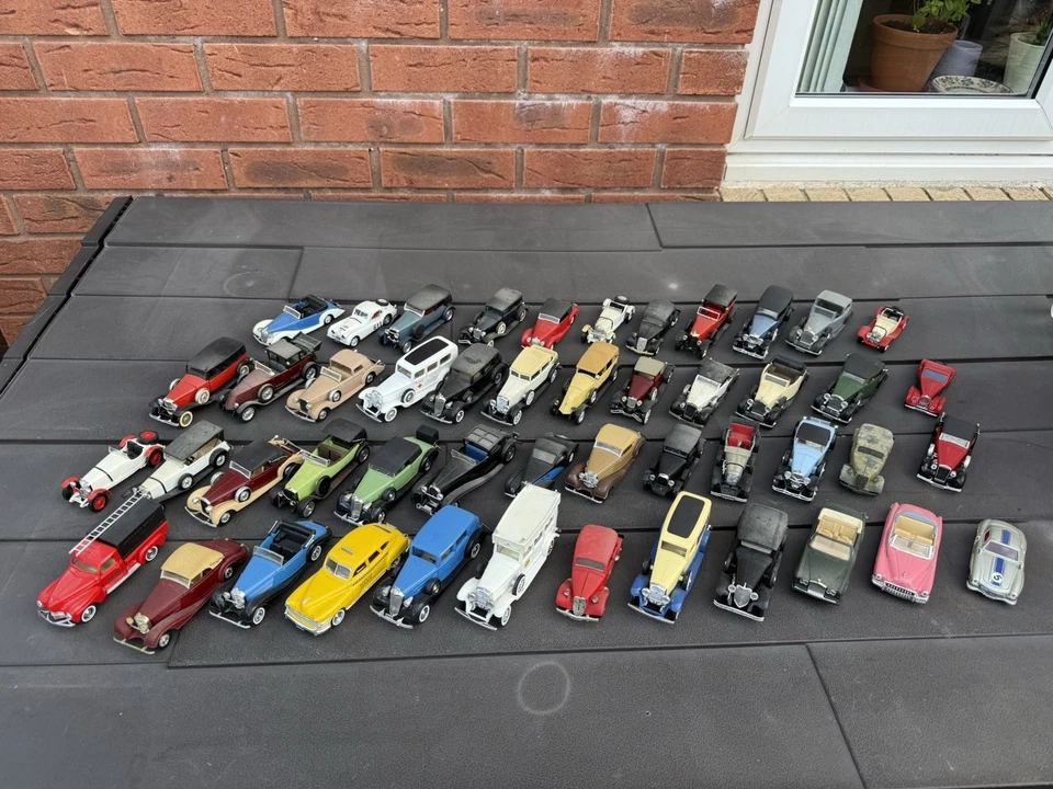 Lote/Colección Trabajo Solido - Excelentes Modelos Retro 1:43 X48 Modelos Foto 1 de 4