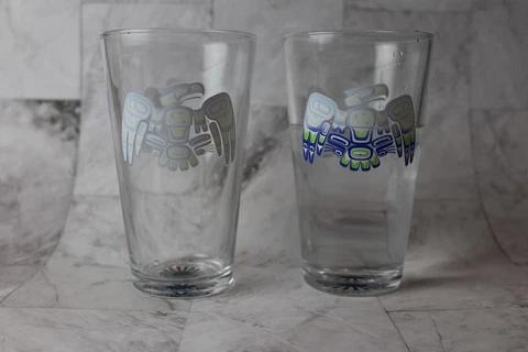 Color Changing! Native Hawks Heat Sensitive Pint Glass - Seattle Seahawks Cover