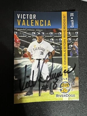 2011 multi ad sports Victor Valencia Baseball Cards - Image 1 of 2