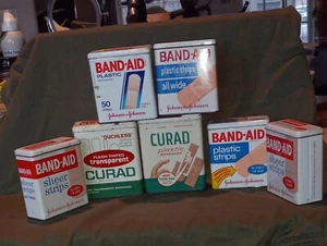 Vintage Lot Of 5 &Band-Aid Tins & 2 Curad Tin Great Condition! - Picture 1 of 24