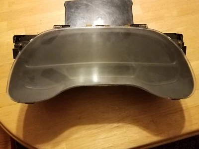 00 01 02 03 04 05 Cadillac Deville medidor de velocidade cluster fabricante de equipamento original 25745667 90k - Imagem 1 de 4