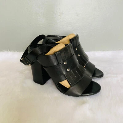 MCQ Alexander McQueen Alibi Tacones Bloque Cuero Negro Foto 1 de 4