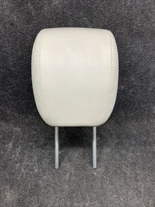 Used Headrest fits: 2010 Chevrolet Traverse OEM - Foto 1 di 3