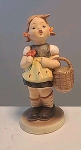 Hummel figurine Hum 98 "Sister" TMK 1 Crown Mark incised  large size (B1-A12) - Picture 1 of 10