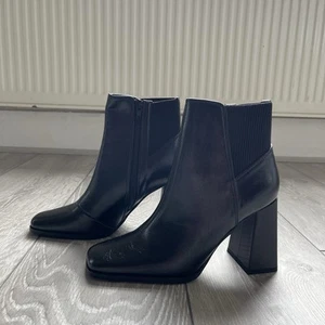 Miss Selfridge Heeled Boots - Picture 1 of 4
