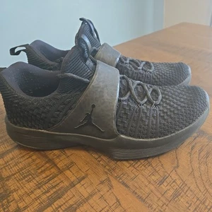 Jordan Mens Trainer 2 Flyknit Black Size 11.5  - Picture 1 of 15