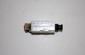 MS25244-20 MECHANISCHE PRODUKTE 20 AMP - FLUGZEUG-SCHUTZSCHALTER - NOS - Bild 1 von 5