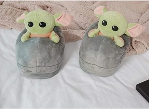 Ukonic Star Wars: The Mandalorian The Child Grogu Pantofole 3D | Taglia 12 Bambini - Foto 1 di 6