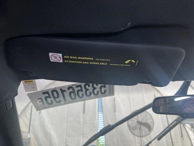 Левый солнцезащитный козырек без подсветки подходит для Audi Allroad 13–16 годов выпуска 213492 - Изображение 1 из 4