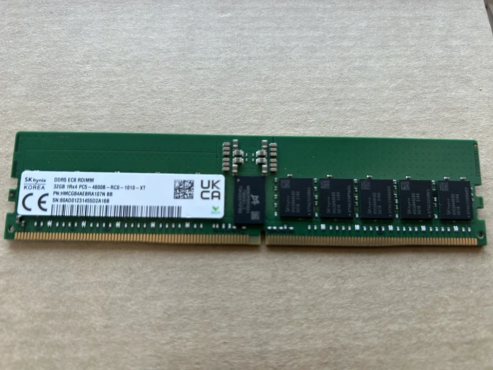 NUEVO - Hynix 32GB 1Rx4 PC5-4800 EC8 RDIMM DDR5-38400 ECC Servidor Memoria RAM Foto 1 de 3