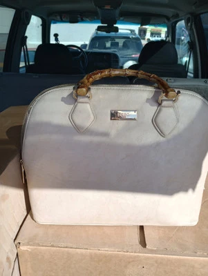 Cartera  Foto 1 de 4