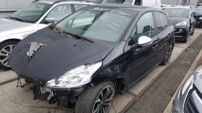 Asse anteriore sinistro Peugeot 208 I CA, CC P8732313 - Immagine 1 di 1
