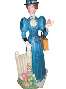 Avon Mrs. Albee 2009 President's Club Award Figurine - Picture 1 of 13