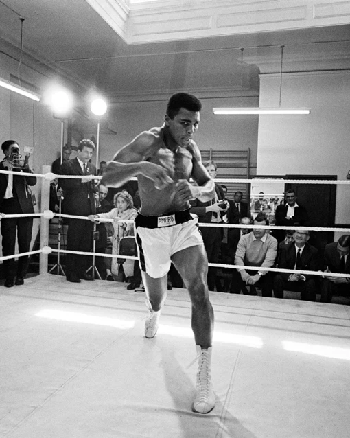 Cassius Clay MUHAMMAD ALI Glossy 8x10 Photo Print 'Boxing Training' Print Poster - Image 1 of 1