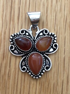 "Colgante de cornalina de tres piedras rojo y naranja 1,5"" hecho a mano artesanal" Foto 1 de 4