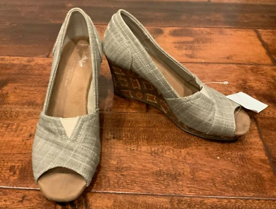 Tacones de lino gris TOMS con cuña de corcho geométrica, talla 5,5 (EE. UU.) - Imagen 1 de 4