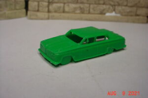 MPC 1961 Pontiac Tempest Sedan Green Soft Plastic Cereal USA 2" c33j1