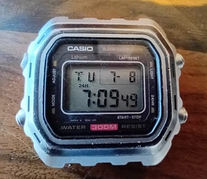 Casio DW-3000 Vintage Diver The Tank LCD Wrist Watch - Module 548 300M Used Rare - Picture 1 of 4