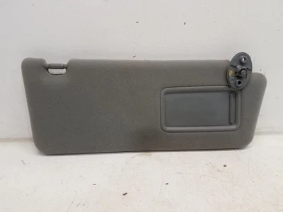 Parasol derecho pasajero Toyota Tacoma 2005-11 (cabina externa/4,0 L) *gris* Foto 1 de 4