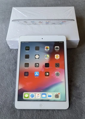 Apple iPad Mini 2 (16 GB, Wi-Fi + celular AT&T, plateado) paquete con caja original Foto 1 de 4