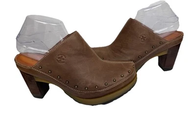 Zueco de mula con tacón Dr. Martens Una de cuero tachonado Y2K grunge retro talla 9 Foto 1 de 4