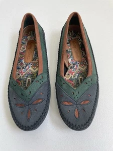 Hush Puppies Soft Leather Slip On Loafers Multicolor Moccasins Aztec Size 7.5 D - Bild 1 von 11