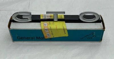 Nuevo de Lote Antiguo Pontiac GTO 1964-66 Rejilla Emblema Parrilla Adorno Placa de Identificación Nuevo Stock Antiguo Foto 1 de 4