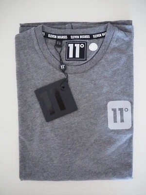 11º _ Eleven Degrees. Camiseta gris. Talla L - Imagen 1 de 4