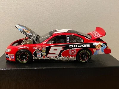 Bill Elliot #9 Dodge Muppets 25th 2002 Intrepid escala 1:24 Elite #608/804 Foto 1 de 4