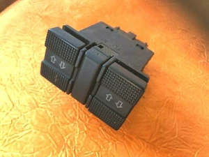 VW GOLF 4 CABRIO - TASTI VETRI ELETTRICI POSTERIORI - Picture 1 of 1