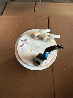 Subaru Forester 2009-2013 BOMBA DE COMBUSTIBLE MONTAJE DE GAS 42021-SC020 OEM Foto 1 de 4