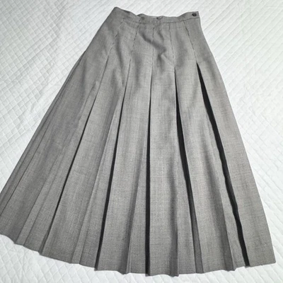 Maxi Falda Plisada de Lana Bloomingdale’s Talla XS/S de Colección Preppy Negra Blanca a Cuadros Foto 1 de 4