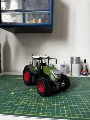 1:32 Wiking Fendt 942 Design Line - Image 1 of 4
