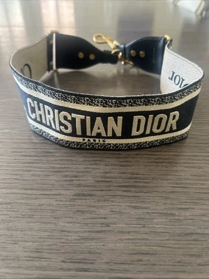 Auténtico bolso Christian Dior con correa para el hombro negro y tostado Foto 1 de 4