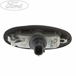 genine ford ranger side indicator lamp new - Picture 1 of 3