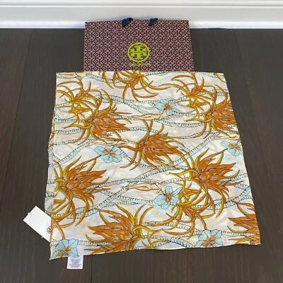 Tory Burch Women's Climbing Palms Square Scarf 144936 - Image 1 of 4
