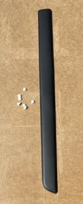 RENAULT KANGOO III 3 FRONT LEFT EXTERIOR DOOR PLASTIC TRIM MOULDING 8200439111 - Image 1 of 3