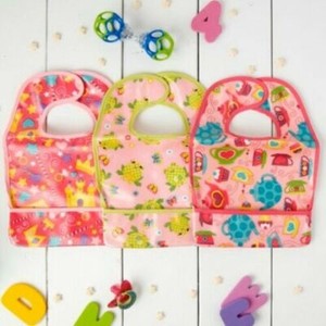Pack Of 3 Parent's Choice Toddler Bibs~Girls~Crumb Catcher~Water Resistant~Pink