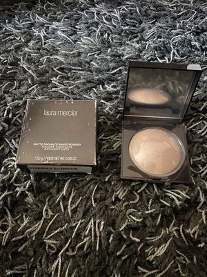 Matte Radiance Baked Powder - Bronze - 02 by Laura Mercier for Women - 0.26 oz P - Image 1 of 2