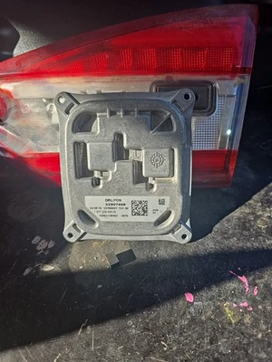 CHEVY CAMARO XENON BOX HEADLIGHT MODULE 2016 2017 2018 22907456 OEM - Image 1 of 2