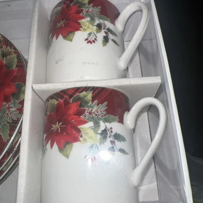 Juego de 4 tazas y platillos de espresso de porcelana fina floral Grace Teaware Foto 1 de 4