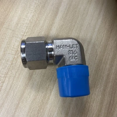 Ham-Let 769L SS 1/2 X 1/2" Mnpt X Compression - Image 1 of 2