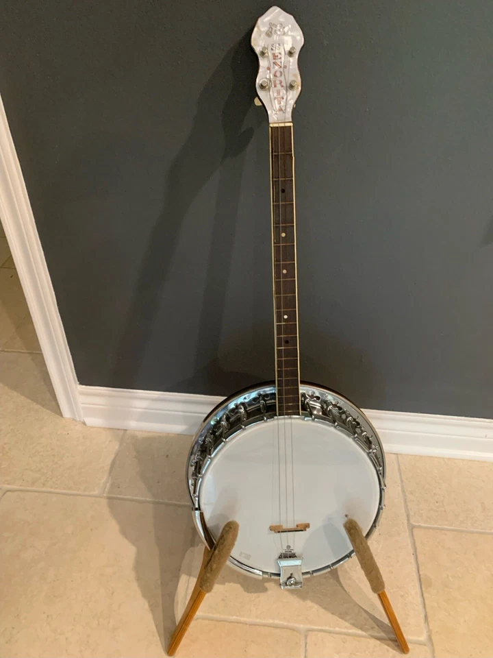 Senorita Bacon And Day - Image 1 of 3