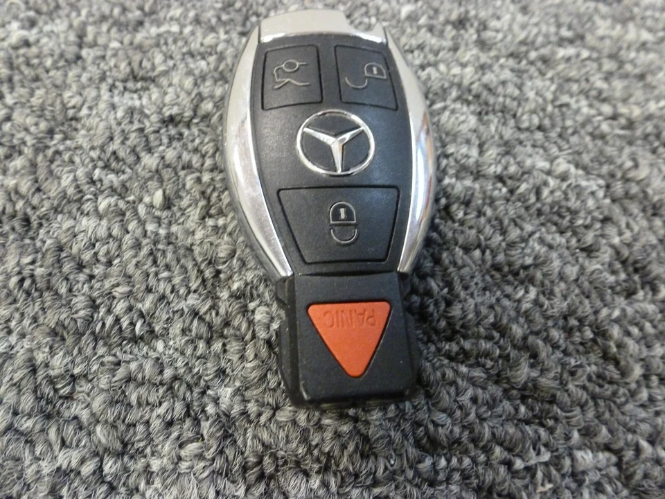 2013-2014 Mercedes Benz E250 E350 E550 Smart Key Fob controle remoto de entrada sem chave fabricante de equipamento original - Imagem 1 de 1