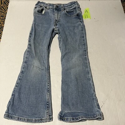 Pantalones de mezclilla vintage Levis para niñas 6 azul claro acampanados rojo etiqueta niños Foto 1 de 4