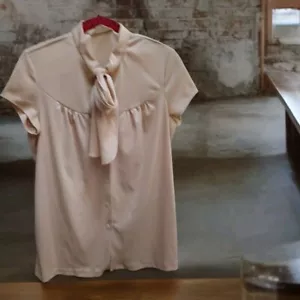 Blusa con lazo JCPenney años 80 amarilla suave talla M - Imagen 1 de 6