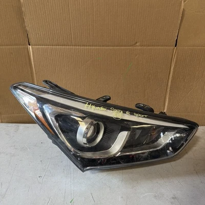 Faro deportivo Hyundai Santa Fe 2017 2018 Rh usado OEM Foto 1 de 4