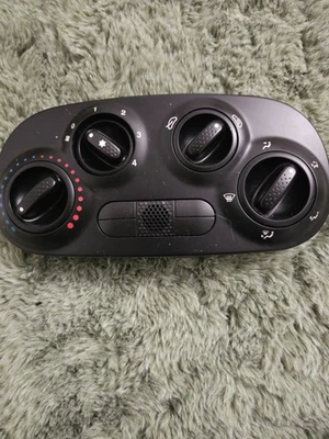 2012-2017 FIAT 500 A/C Heater Temperature Climate Control OEM - Image 1 of 2
